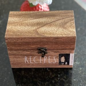 Rae Dunn recipe box